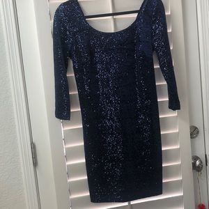 Sequenced navy blue dress!